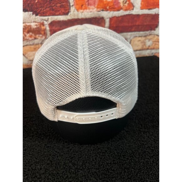 Vintage Speedway White Mesh Snapback Trucker Hat With Ship Graphic O1 - Picture 2 of 4